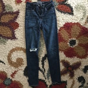 American Eagle Super Hi-Rise Jegging